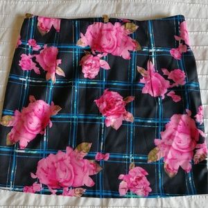 Floral short skirt
